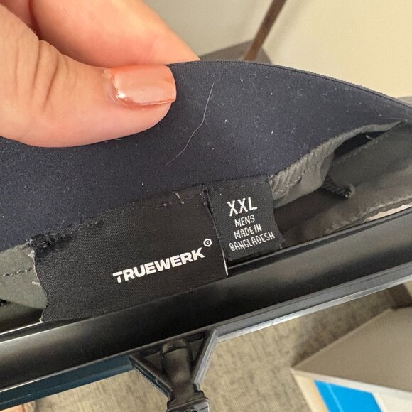 Truewerk Cloud Short - Picture 4 of 4